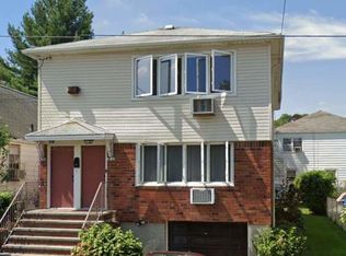 76-34 162nd St, Fresh Meadows, NY 11366