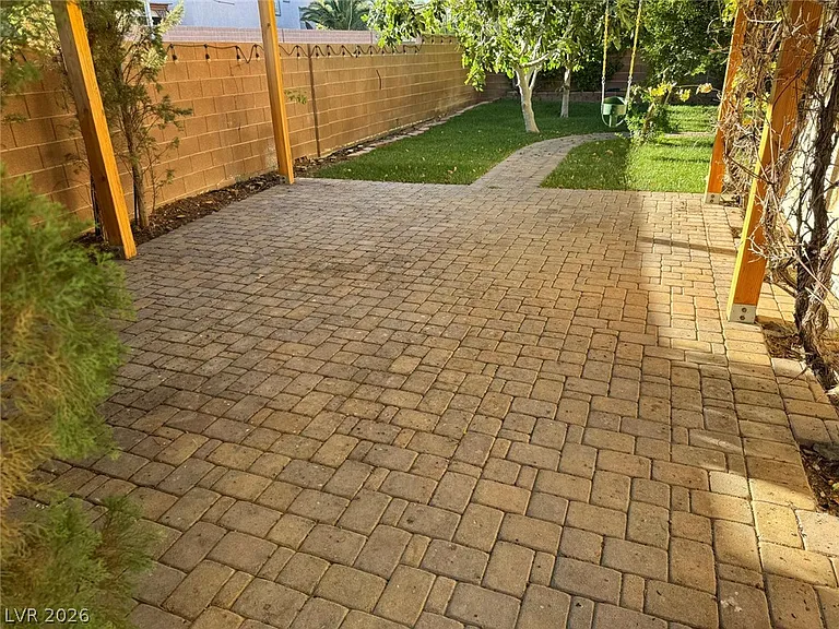 9494 Green Vineyard Ave — Photo 53