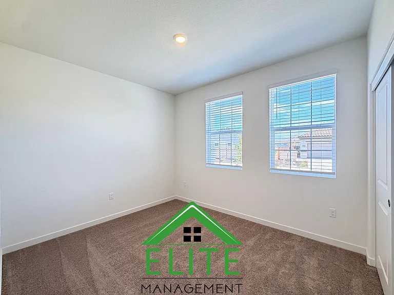 8345 Sidra Way — Photo 11