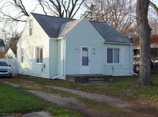 3005 Andrew Ave, Lansing, MI 48906