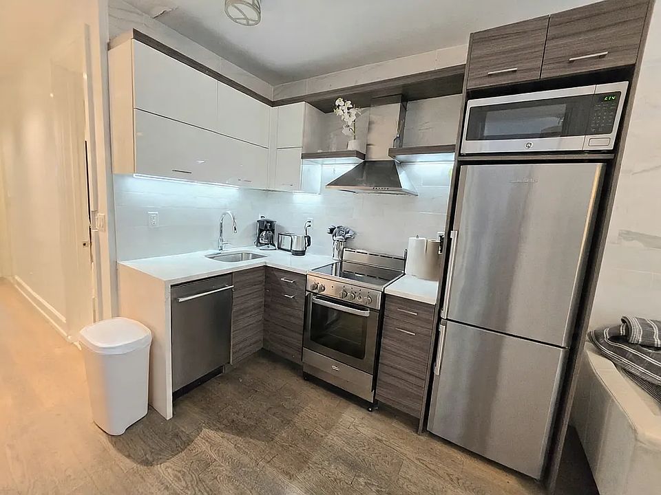 1st image of 134 E 28th St #8