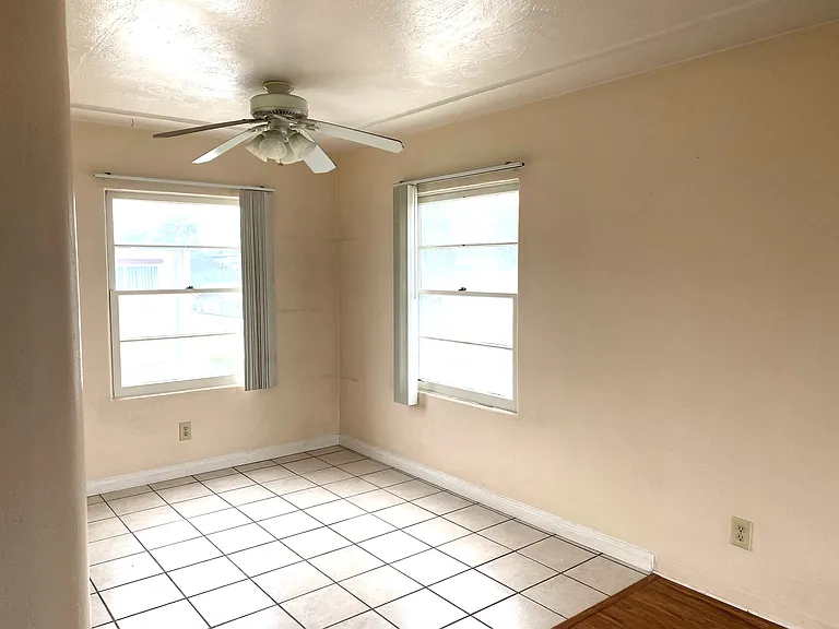 2570 B St — Photo 4