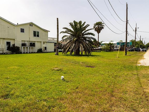 4th image of 1917 Avenue A