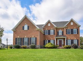 623 Fairway Dr, Telford, PA 18969