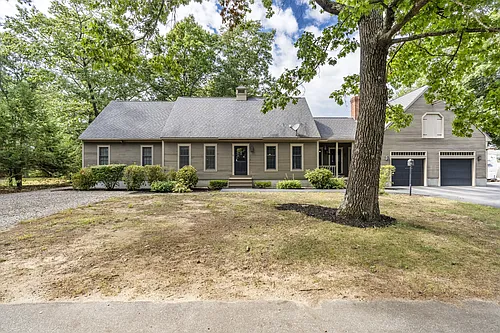 13 Andrew Ave Photo 1