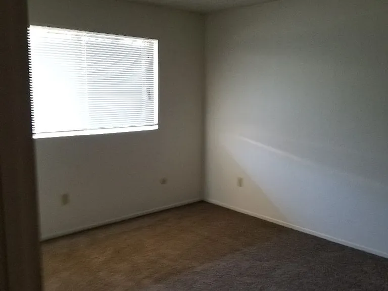 5101 Appleblossom Dr #5 — Photo 7