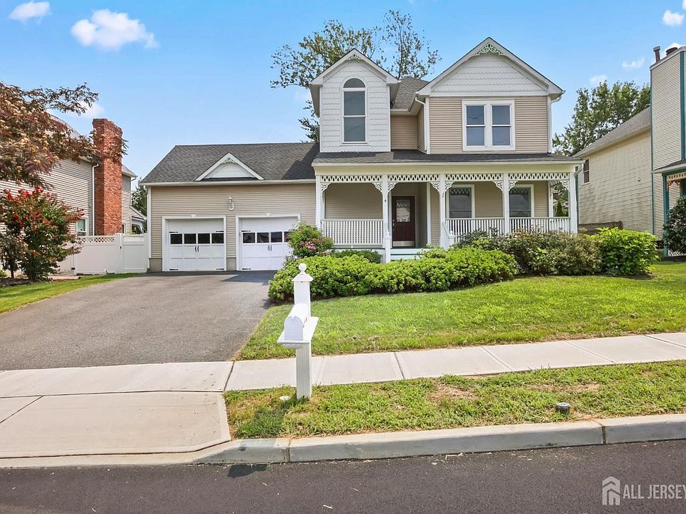 1st image of 4 Claire Ct