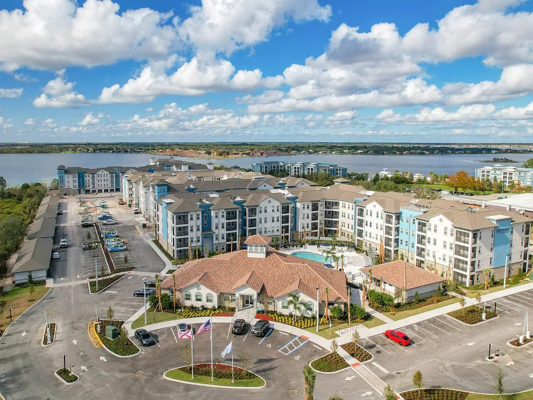 Bayfront On Sand Lake — Photo 1