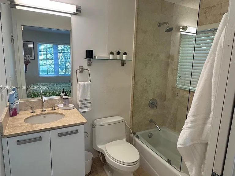 234 Meridian Ave #1 — Photo 11