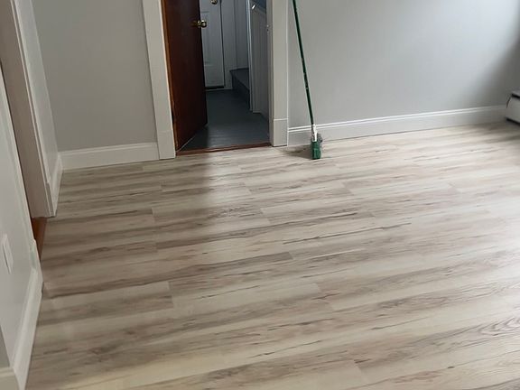 2nd image of 8 Ropes St APT 2