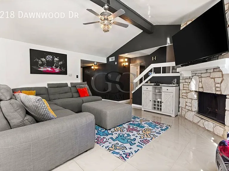 8218 Dawnwood Dr — Photo 7