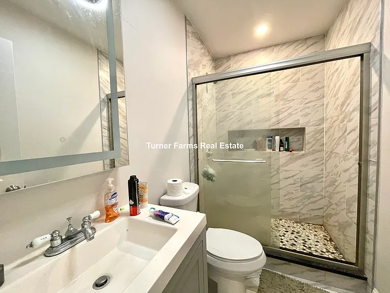 45 Crescent Ave #1R — Photo 19