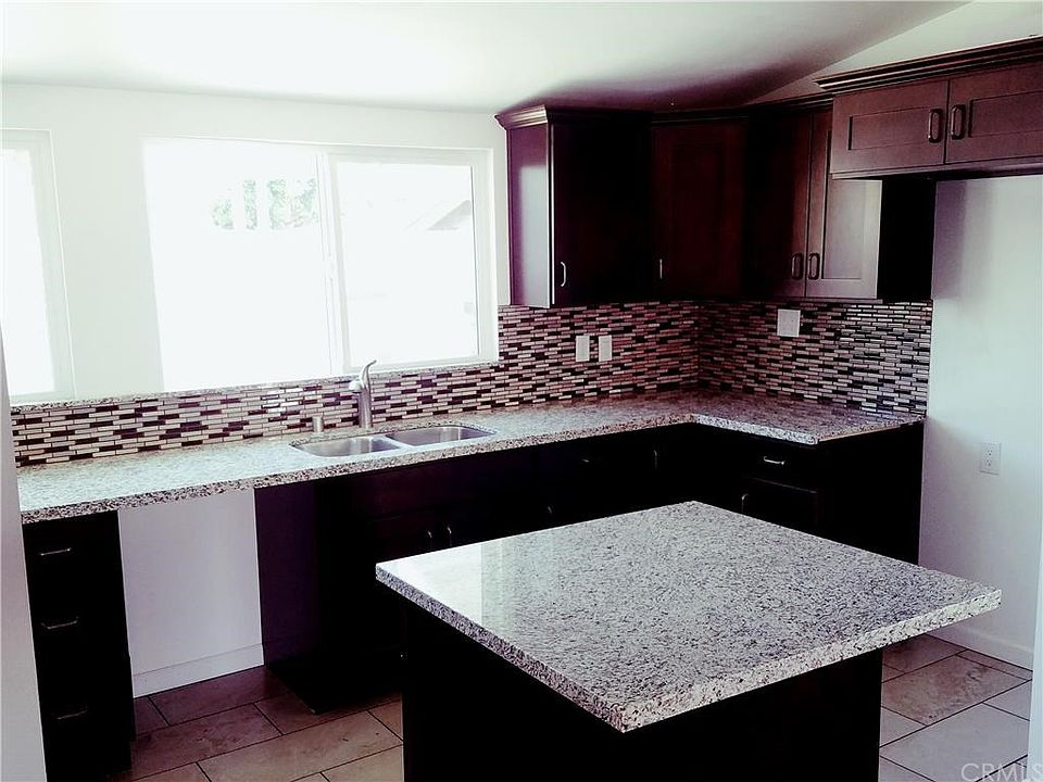 1st image of 8211 Lins Ave