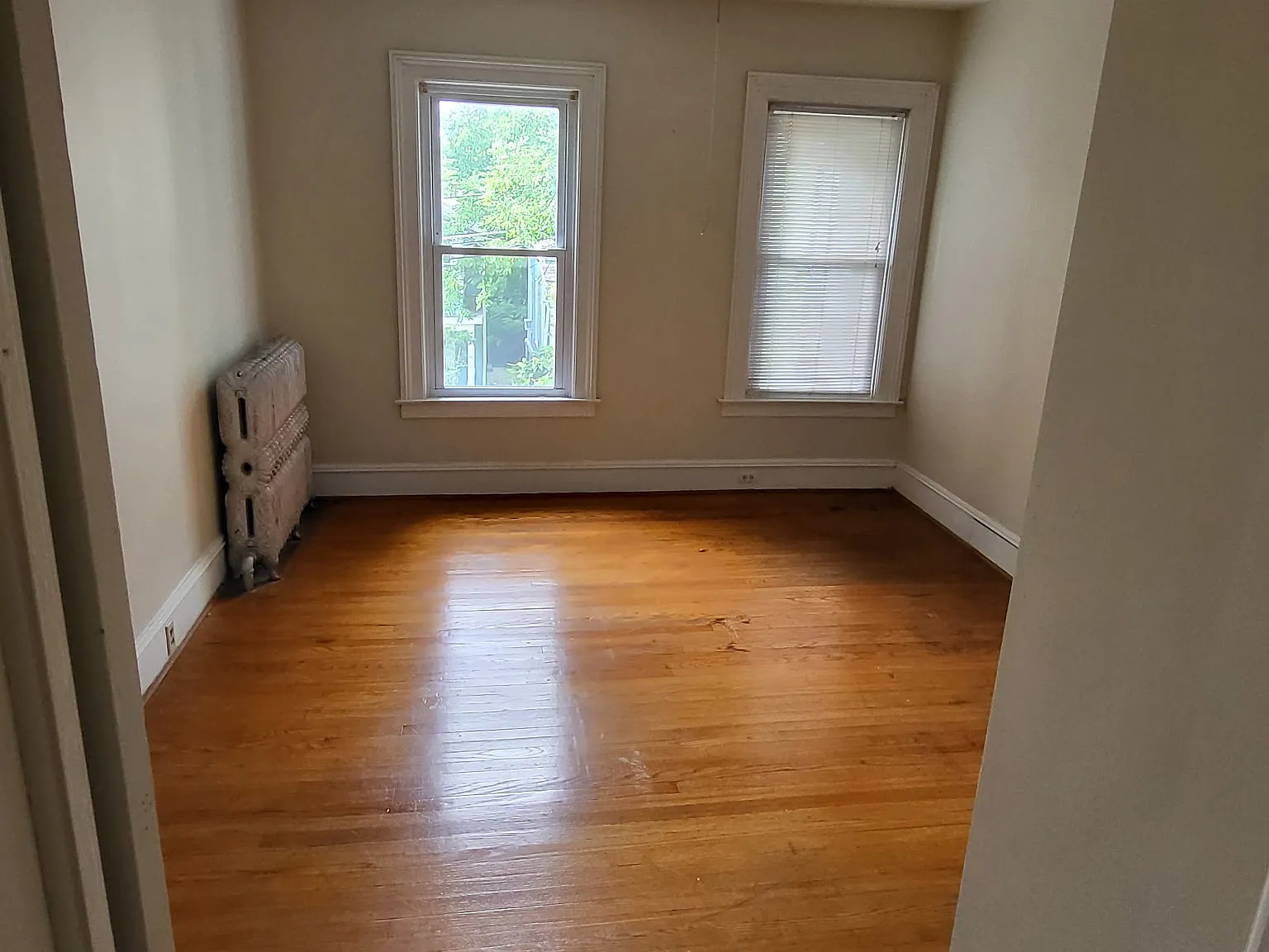 2 bed, 1237 sqft, $1,950 — Photo 2