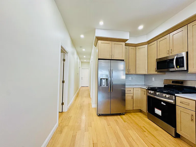 21 E 15th St #1 — Photo 15