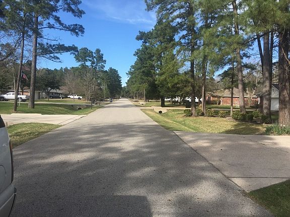 4th image of 710 Shadberry Dr