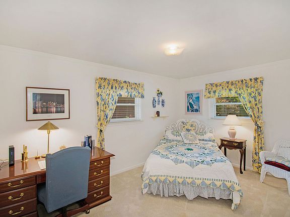 3rd image of 28547 Kimberly Ln