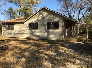 746 SE Gilmore Ave, Topeka, KS 66607