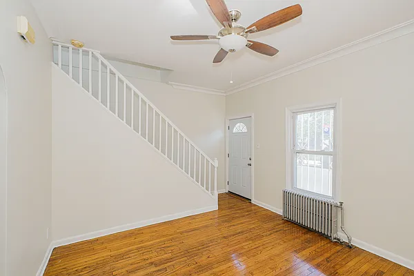 Sold by REMAX Elite | media 4