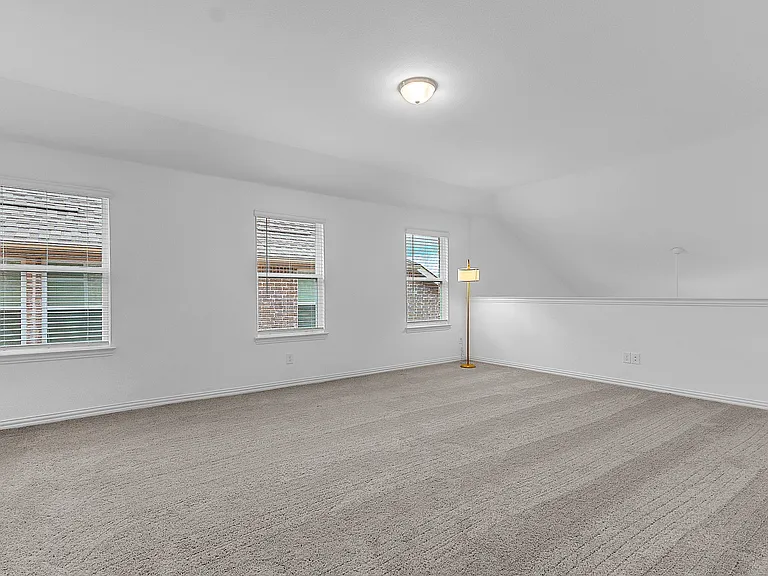 2136 Sunnymede Dr — Photo 25