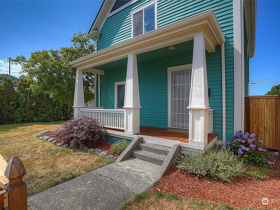 2nd image of 1617 E 32nd Street