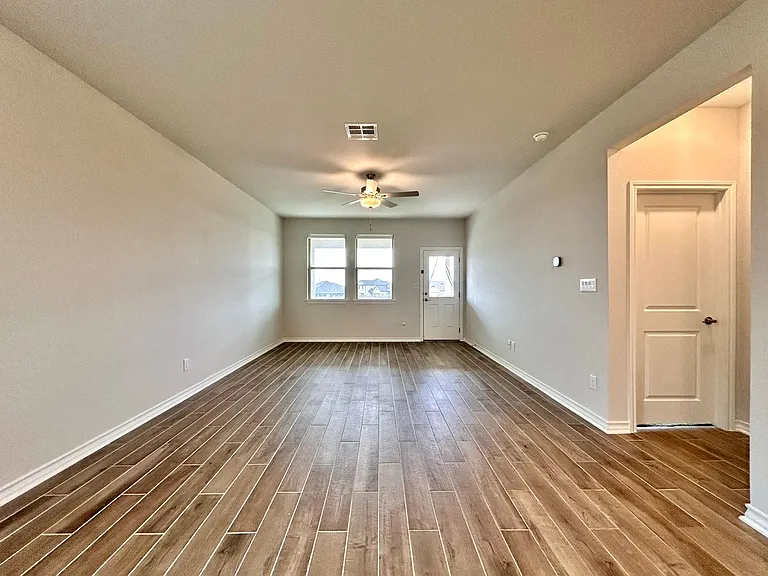 230 Small Seed Dr — Photo 6
