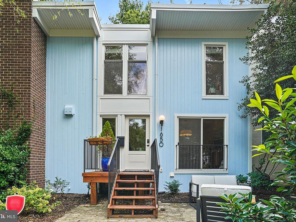 1650 Wainwright Dr, Reston, VA 20190 Zillow