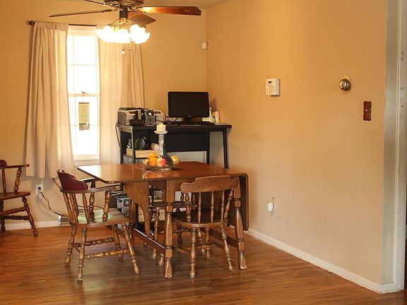 4th image of 2120 Buehrle Dr