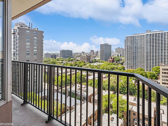 3rd image of 4170 N Marine Dr APT 17K