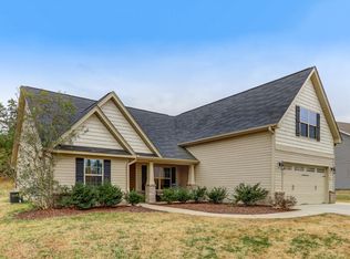 1327 Quandary Lake Ln, Graham, NC 27253