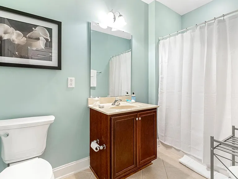 10400 Rosegate Ct #201 — Photo 43