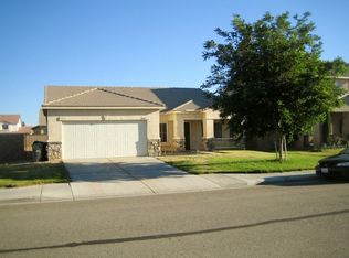 2044 Holguin St, Lancaster, CA
