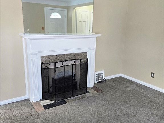 4th image of 6802 Parma Park Blvd