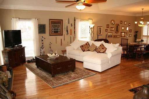 1st image of 4220 Terrace Ct SE