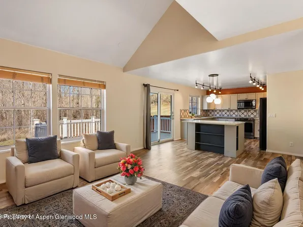 721 Pine Ct, New Castle, CO 81647