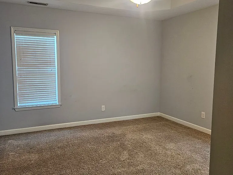 204 Twilight Dr — Photo 7
