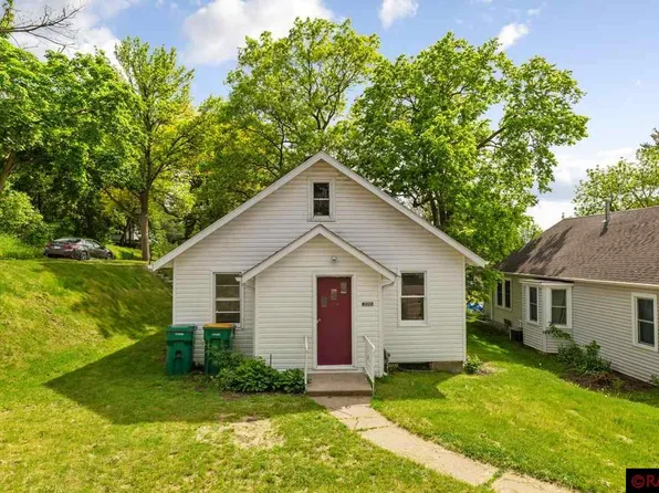 220 Smith St, Le Sueur, MN 56058