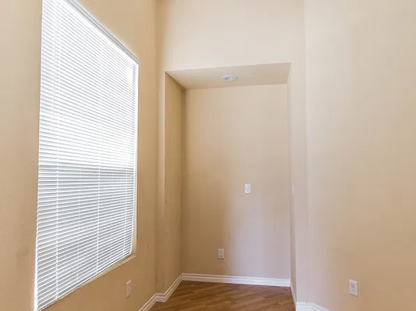 5537 Ignacio Frias Dr, El Paso, TX 79934