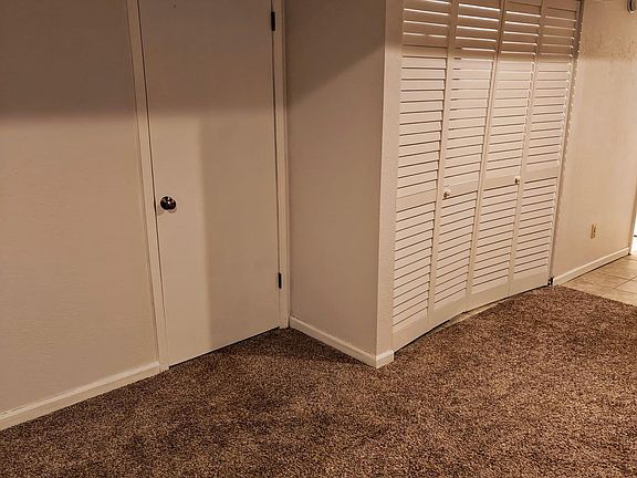 Walk-In Closet & Laundry Closet