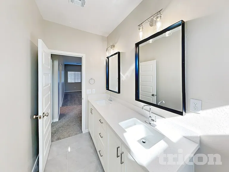 4549 E Granada St — Photo 13