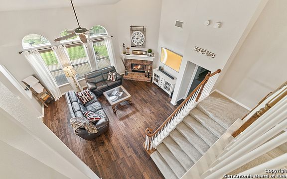 5th image of 20839 Pedregoso Ln
