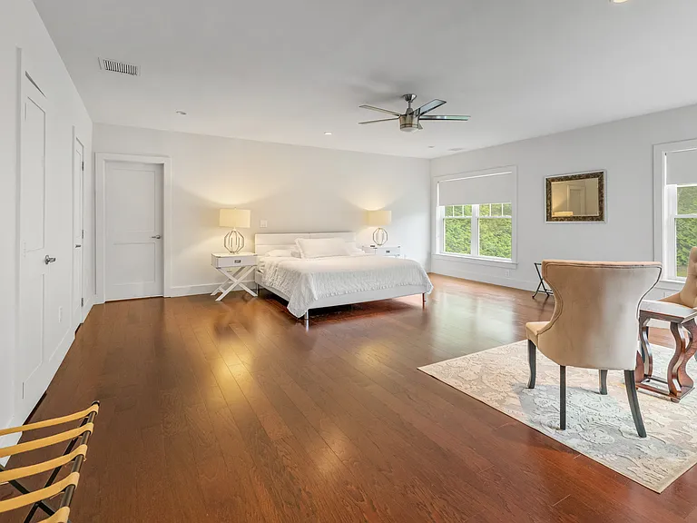 32 Fairway Dr — Photo 15