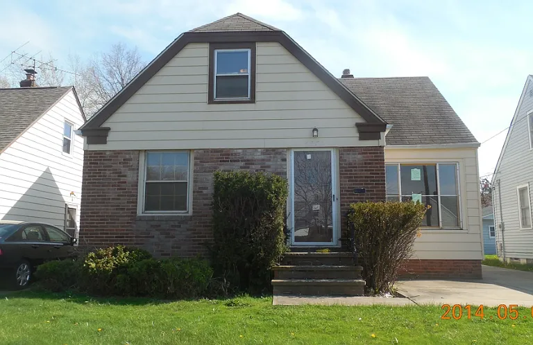 4070 Wyncote Rd — Photo 1
