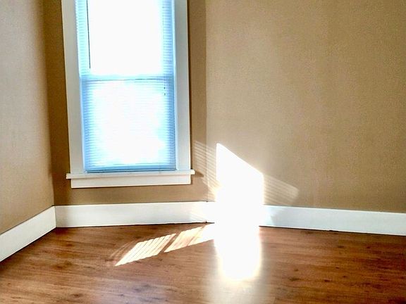 4th image of 1411 S 11th St APT 2