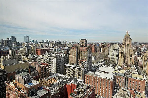 Sold by Sherwood Residential | media 13