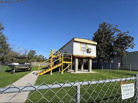 2nd image of 11509 Spicewood Ln