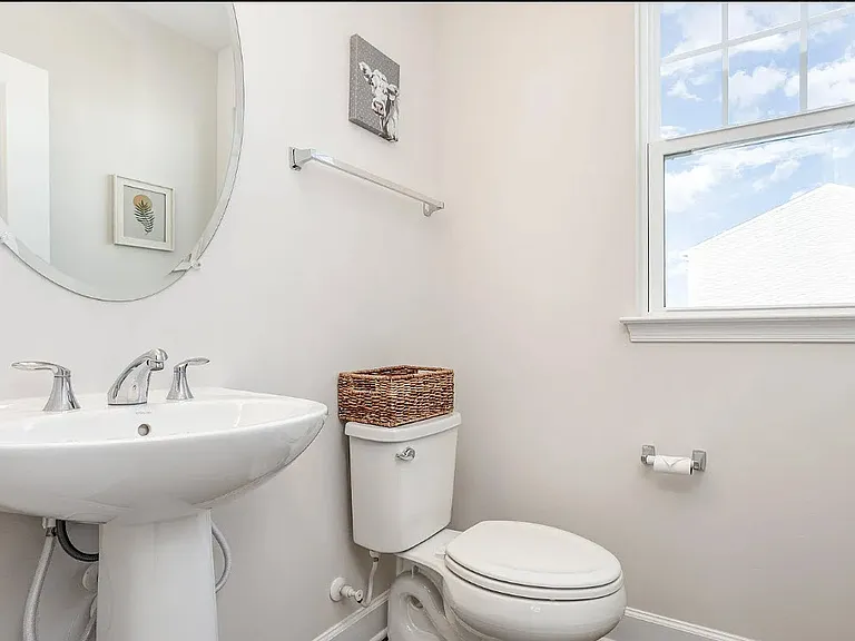 1825 Sag Harbor Ln — Photo 14