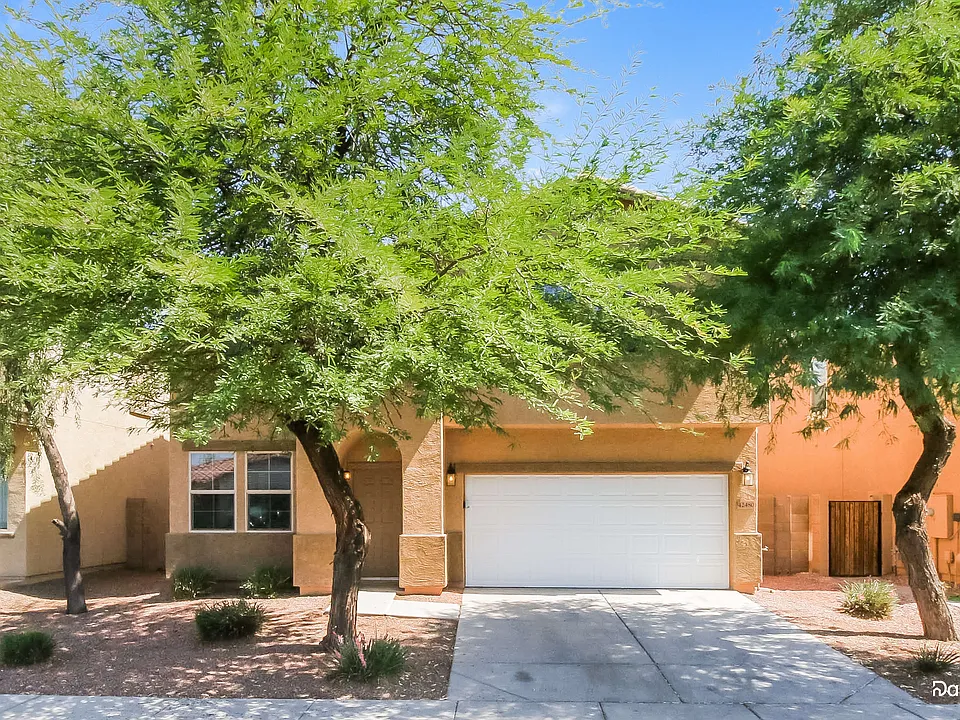 42480 W Santa Fe St