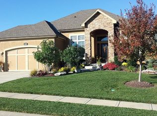 1208 Metfield Ln, Raymore, MO 64083