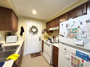 33 Lawn St #2, Boston, MA 02120